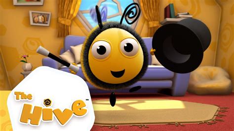 Queen Bee: A Delightful Buzz in the Fighting Game Hive!